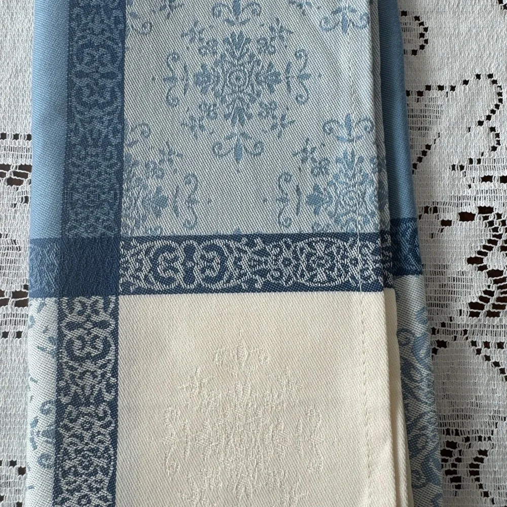 Sur La Table Tile Jacquard Cotton Napkins Set of 6 NWOT